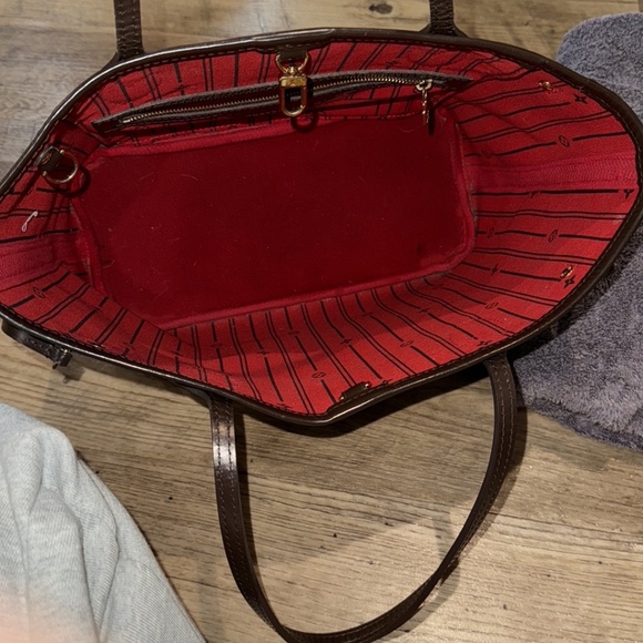 Louis Vuitton Neverfull PM - Picture 2 of 4